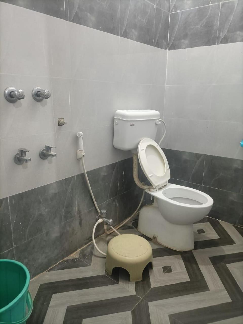 Hotel Nalanda Guest House 외부 사진