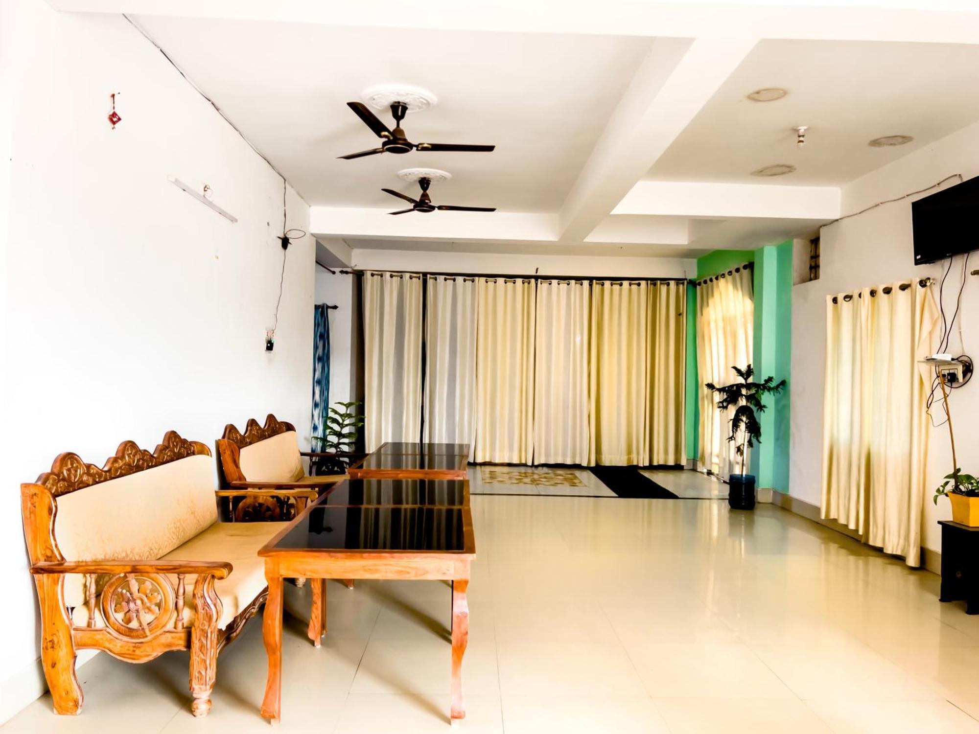 Hotel Nalanda Guest House 외부 사진