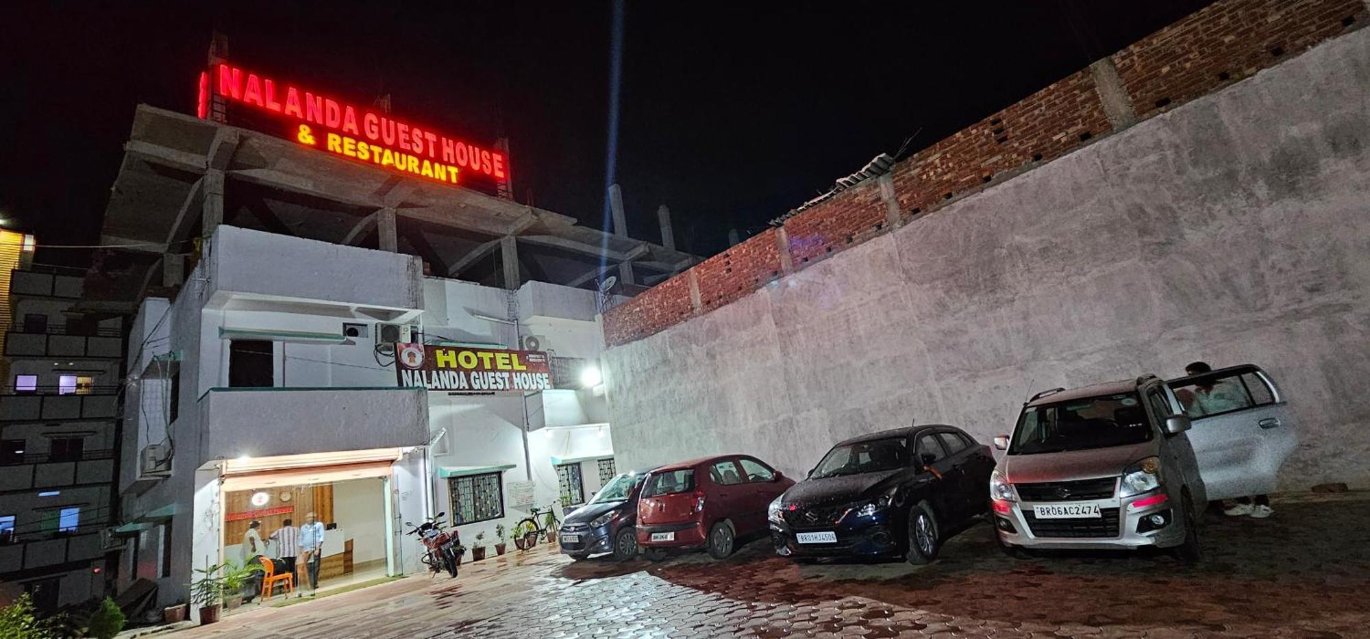 Hotel Nalanda Guest House 외부 사진
